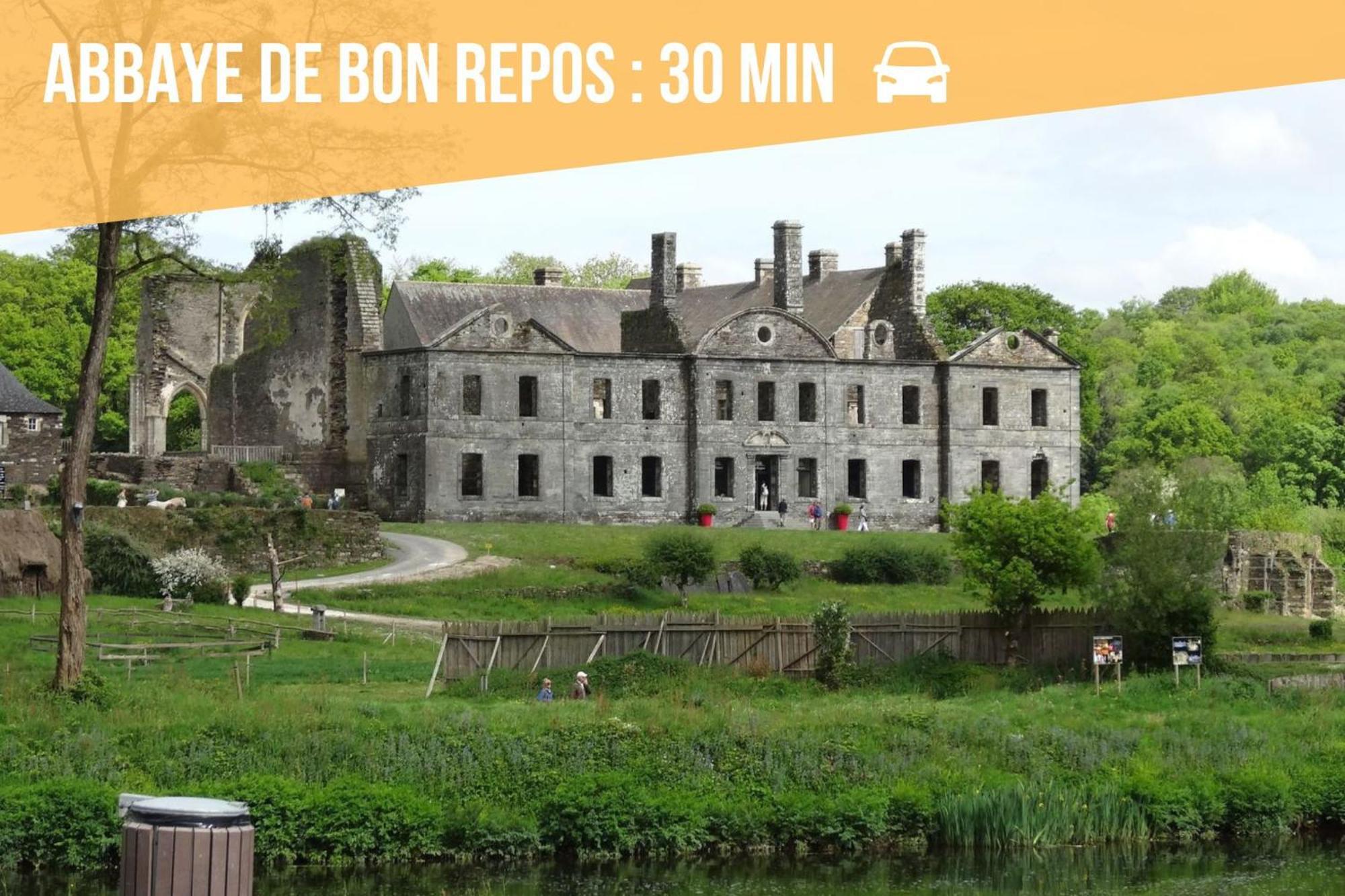 Le Terra Rossa - Home Homy Carhaix-Plouguer Bagian luar foto