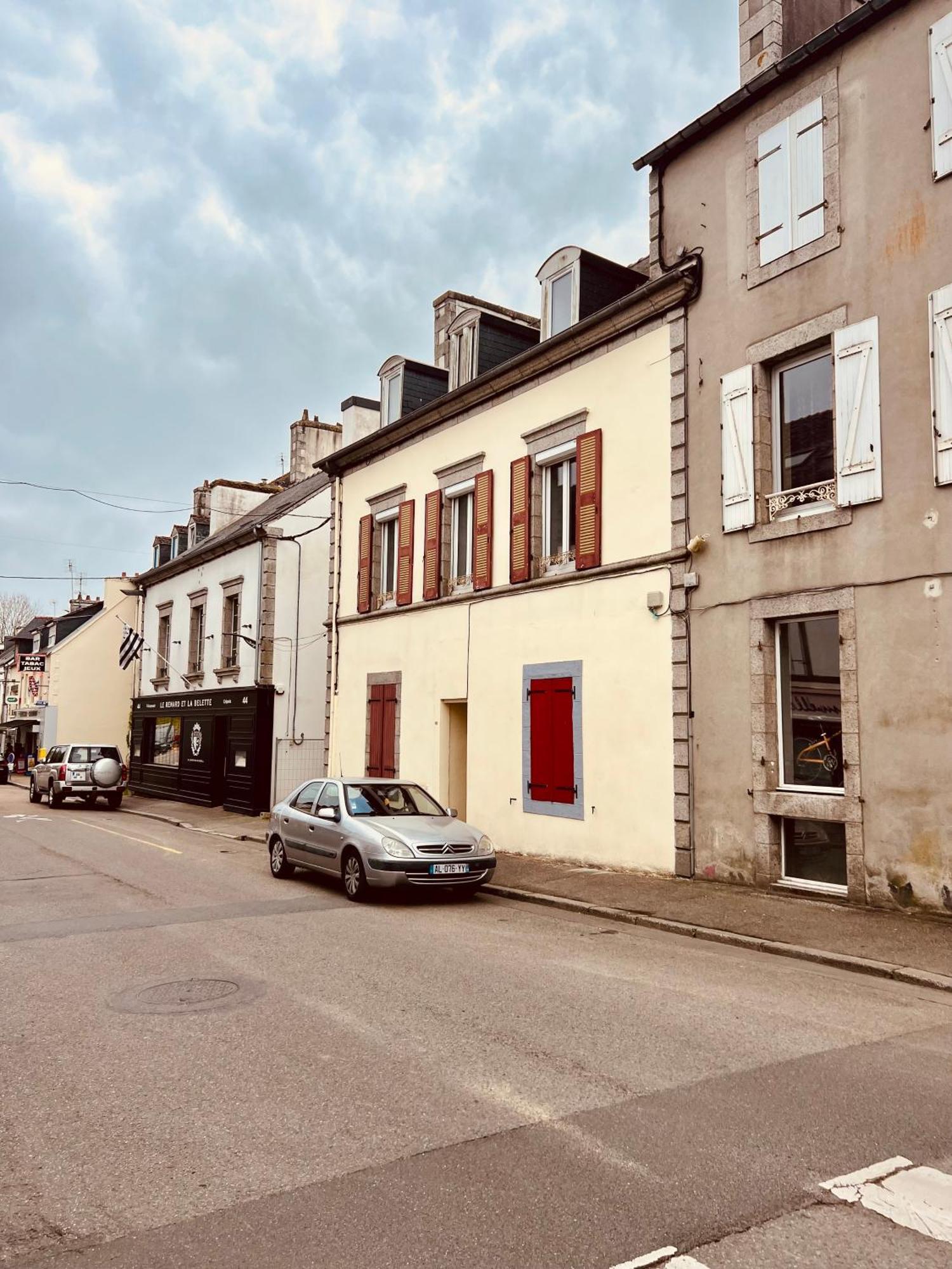 Le Terra Rossa - Home Homy Carhaix-Plouguer Bagian luar foto