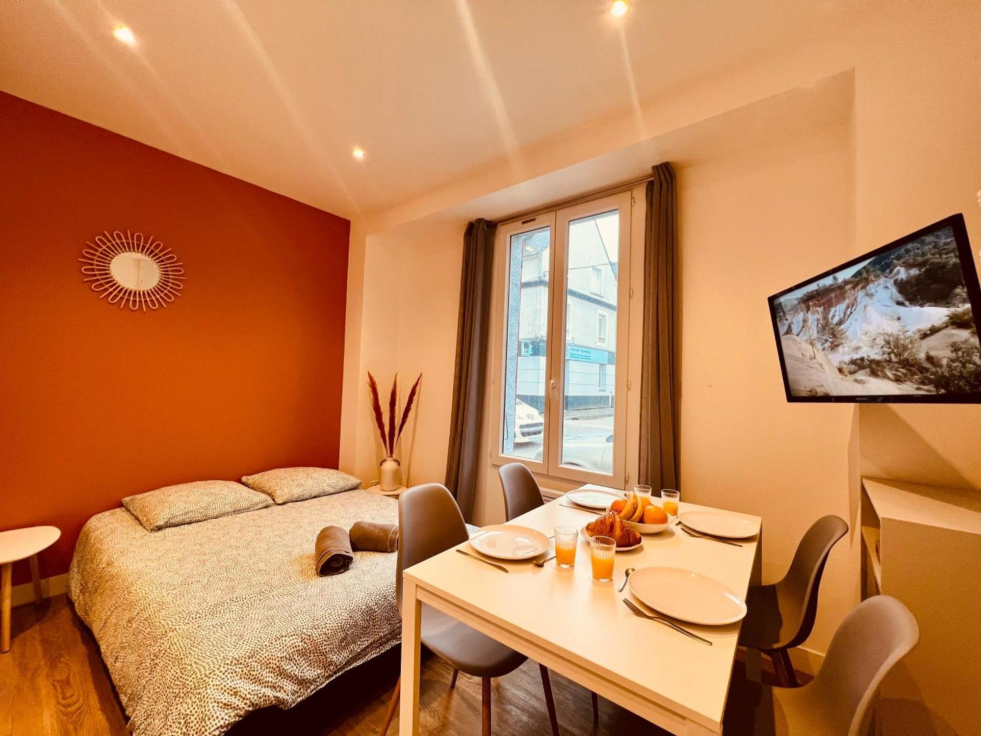 Le Terra Rossa - Home Homy Carhaix-Plouguer Bagian luar foto